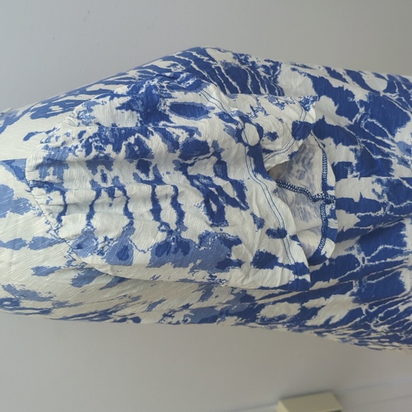 Lularoe olive top - Picture 6 of 7